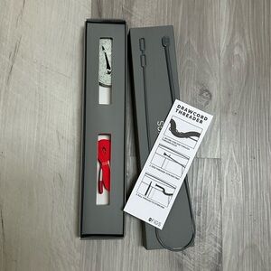 FIGS Scrub Drawcord Threader